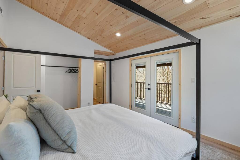 New! Modern Cabin With Two Decks, Bar & Game Room! Gatlinburg Exterior foto